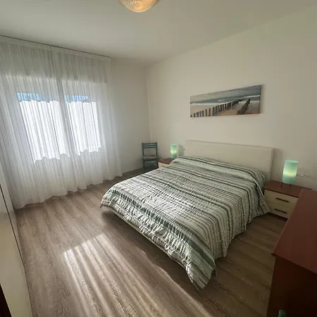 شقة Casa Michela - Big 3 Bedroom By Agenzia Cocal كاوْرلي
